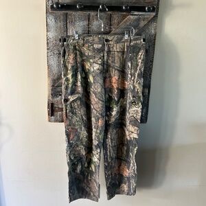 Men's Yukon Gear Light Weight Camouflage Cargo Pants